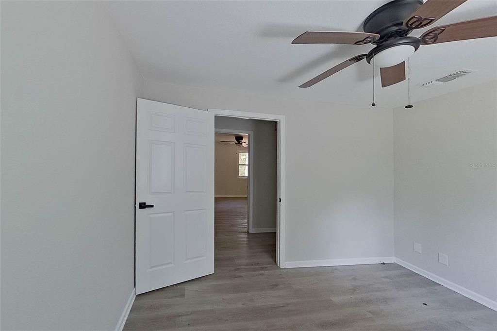 For Sale: $750,000 (5 beds, 3 baths, 5617 Square Feet)