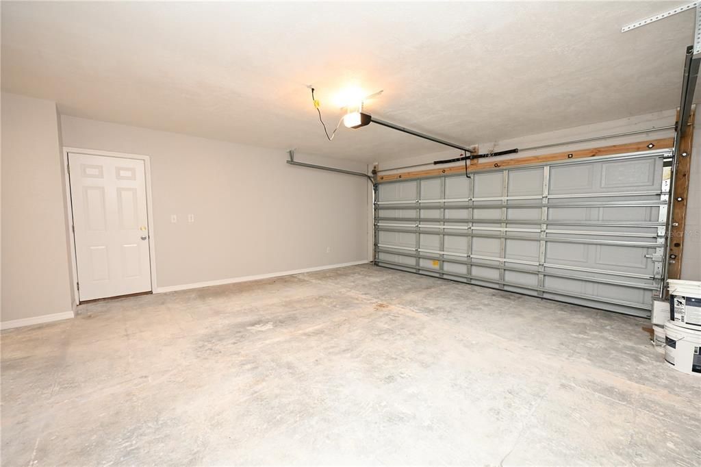 For Rent: $1,960 (3 beds, 3 baths, 1601 Square Feet)