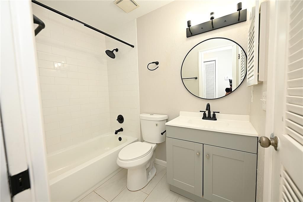For Rent: $1,960 (3 beds, 3 baths, 1601 Square Feet)