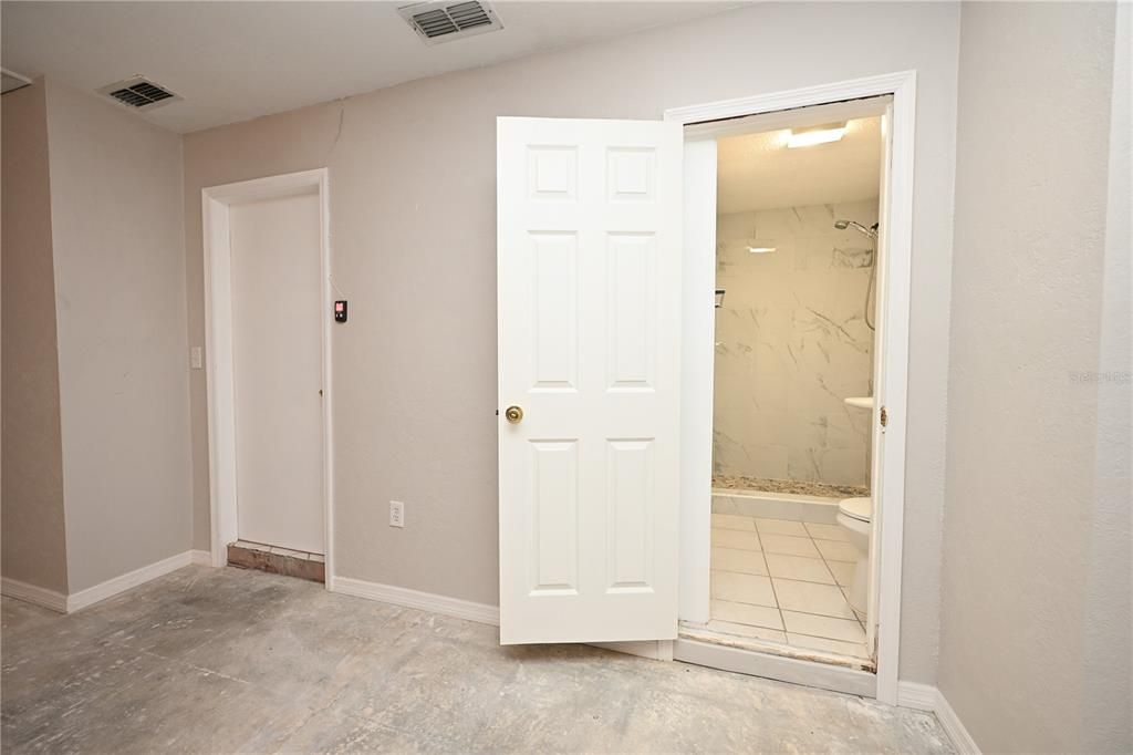 For Rent: $1,960 (3 beds, 3 baths, 1601 Square Feet)