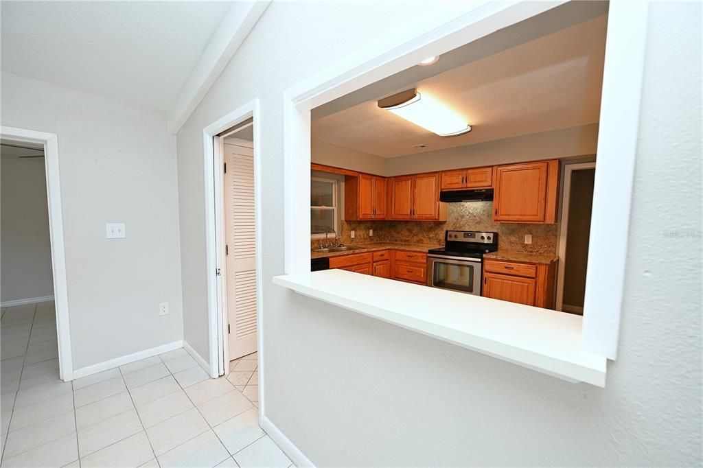 For Rent: $1,960 (3 beds, 3 baths, 1601 Square Feet)