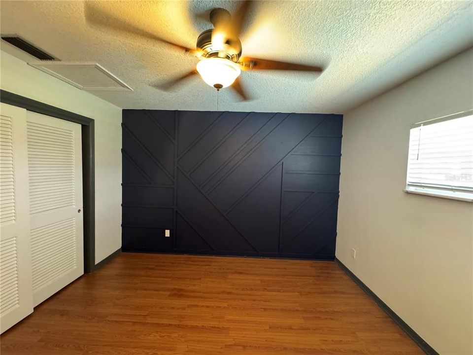 For Rent: $3,600 (4 beds, 2 baths, 1961 Square Feet)