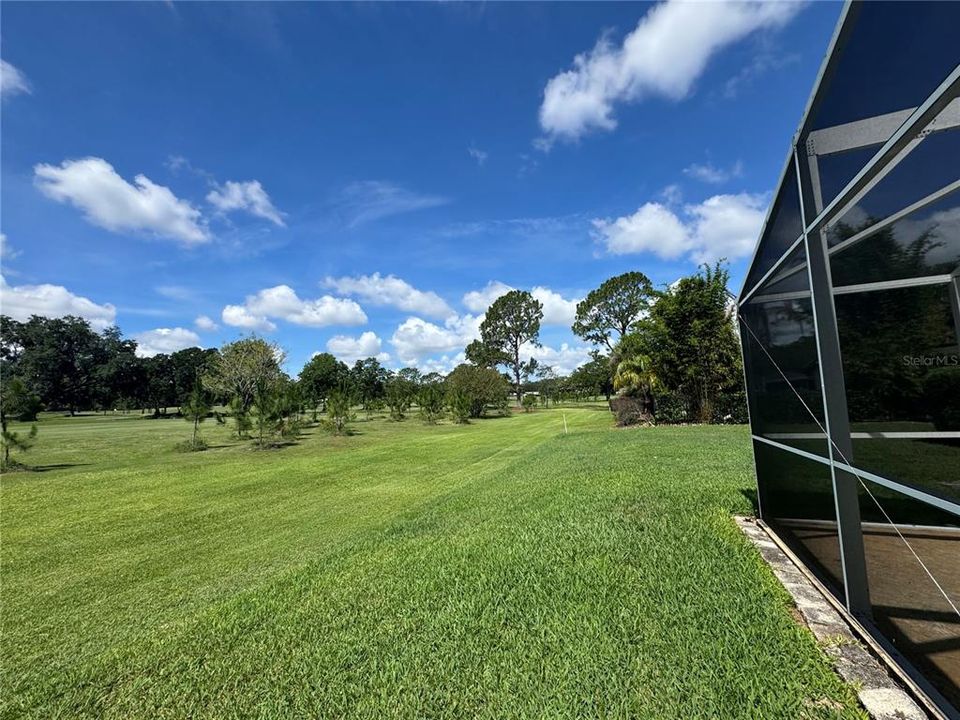 For Rent: $3,600 (4 beds, 2 baths, 1961 Square Feet)
