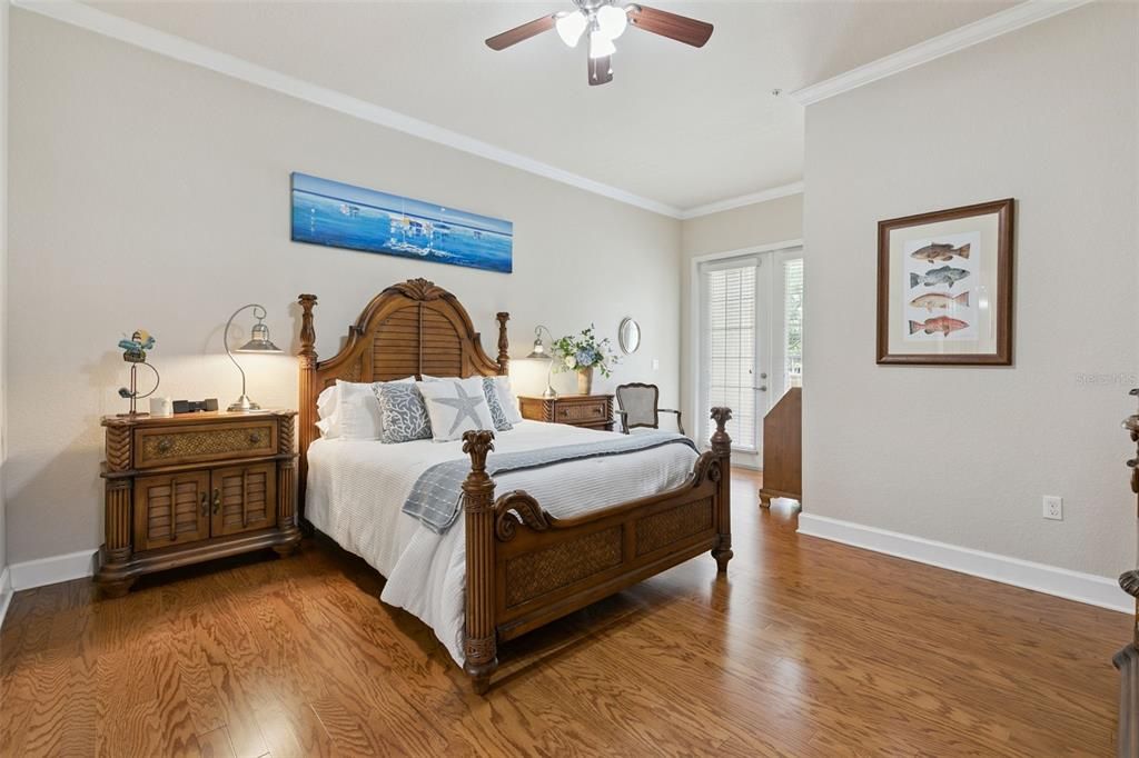 For Sale: $735,000 (3 beds, 2 baths, 1737 Square Feet)