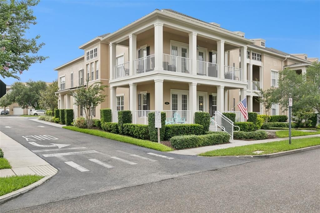 For Sale: $735,000 (3 beds, 2 baths, 1737 Square Feet)