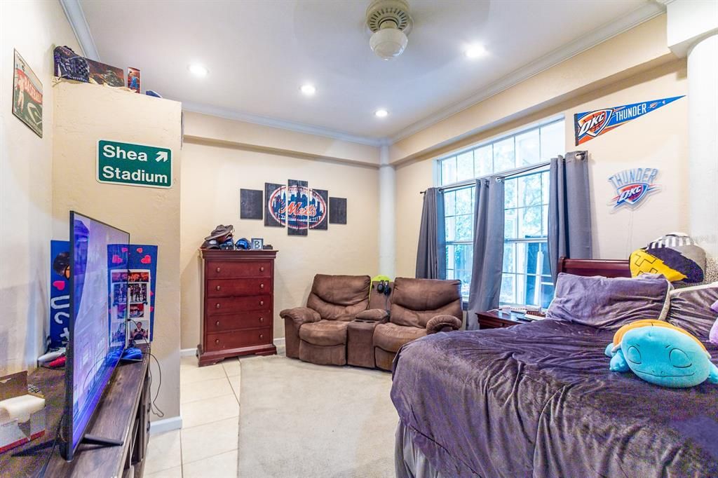 En Venta: $538,000 (4 camas, 3 baños, 2738 Pies cuadrados)