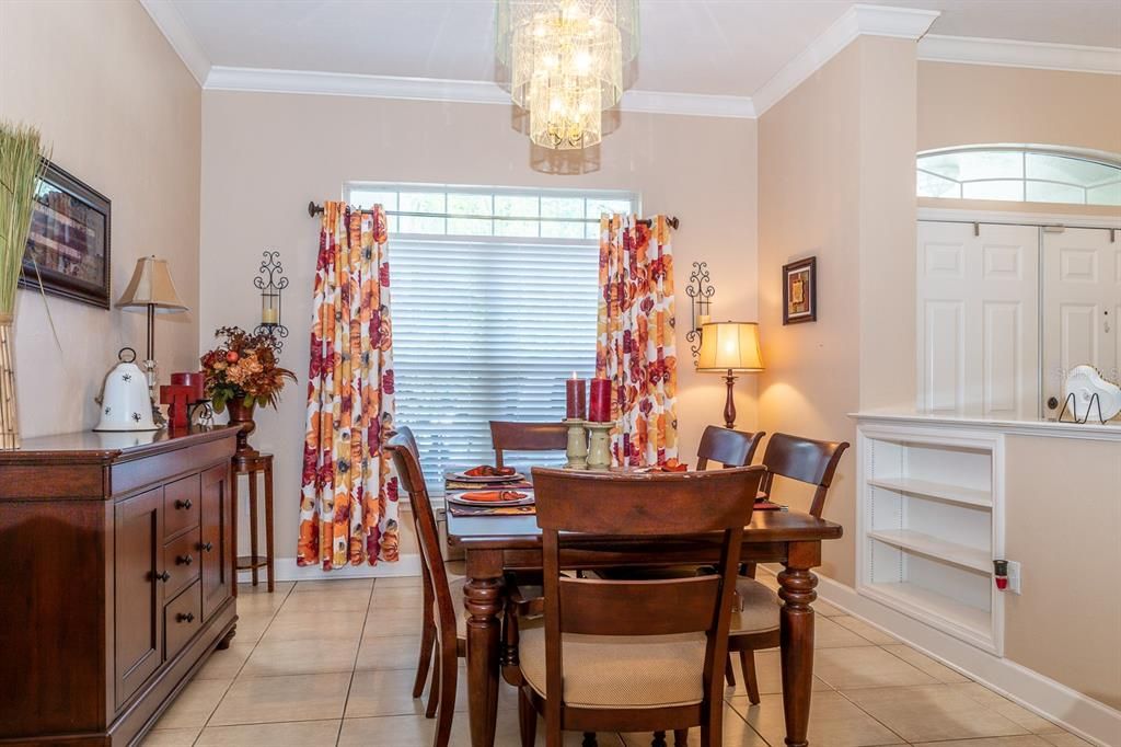 En Venta: $538,000 (4 camas, 3 baños, 2738 Pies cuadrados)