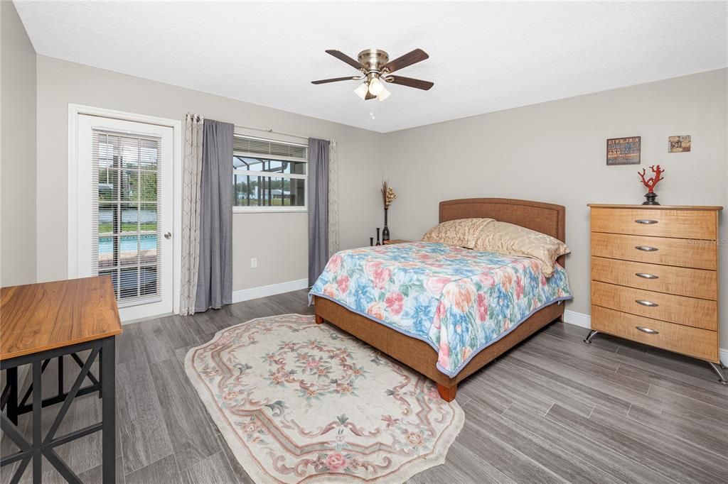 For Sale: $395,000 (3 beds, 2 baths, 1476 Square Feet)