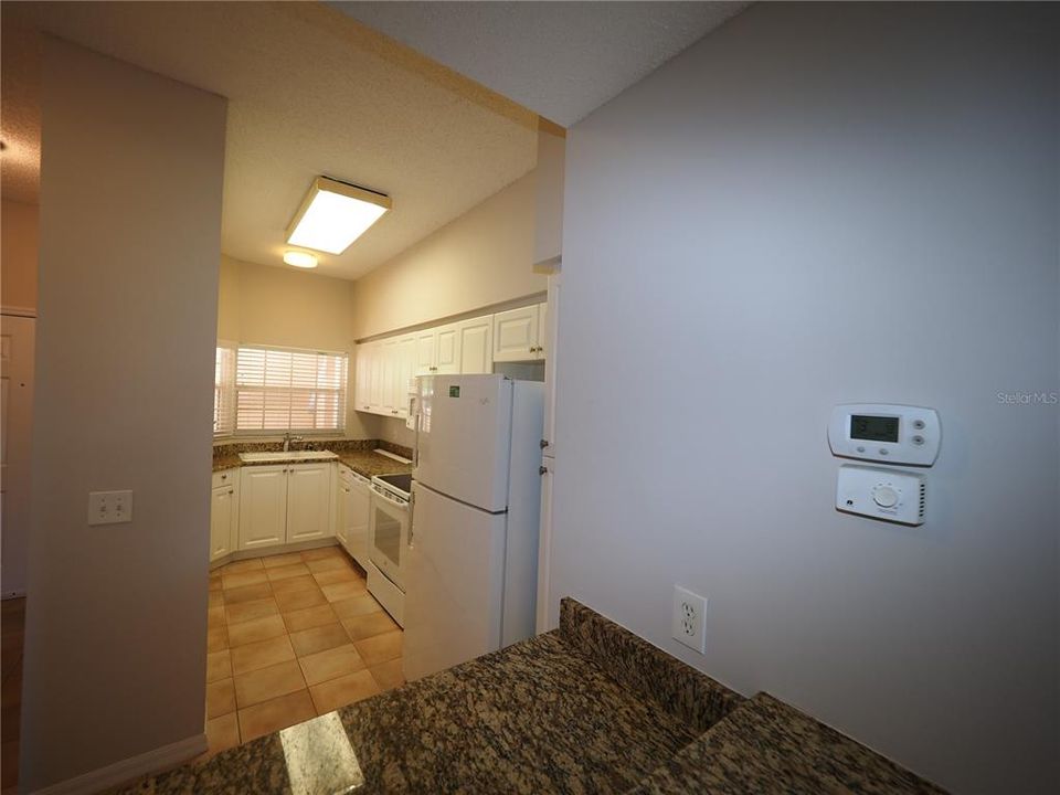 В аренду: $1,700 (2 спален, 2 ванн, 957 Квадратных фут)