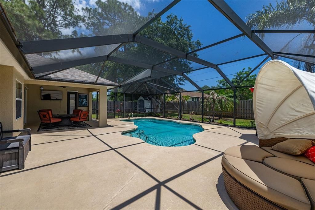 For Sale: $469,900 (4 beds, 3 baths, 2015 Square Feet)