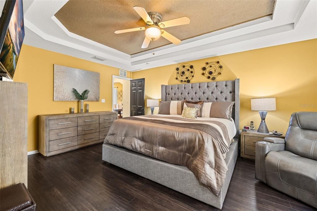 For Sale: $469,900 (4 beds, 3 baths, 2015 Square Feet)