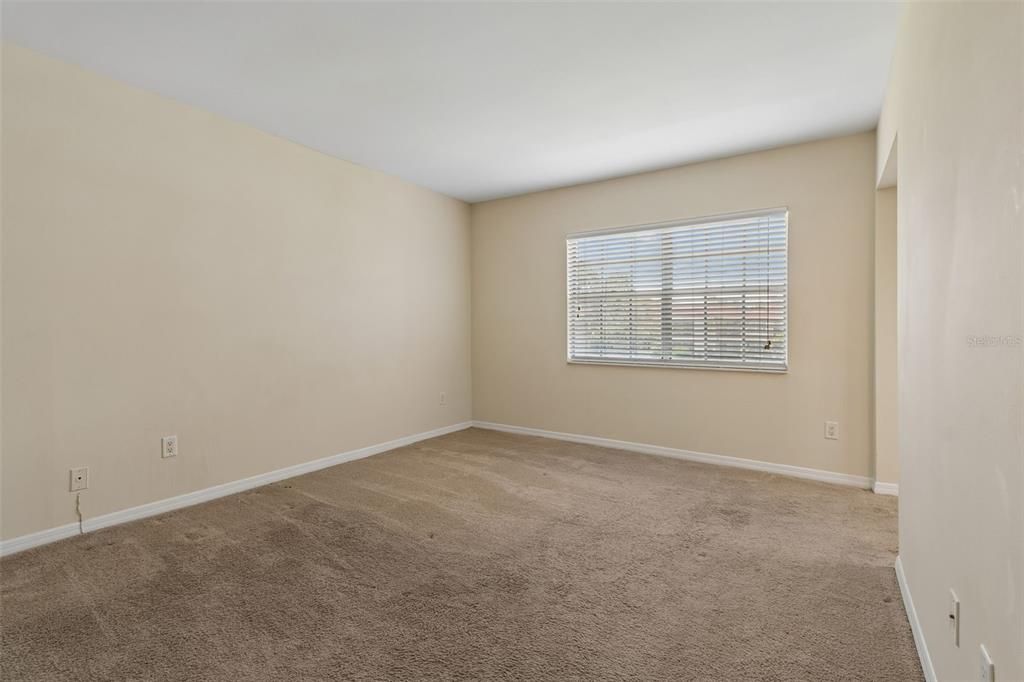 For Sale: $249,000 (2 beds, 2 baths, 1156 Square Feet)