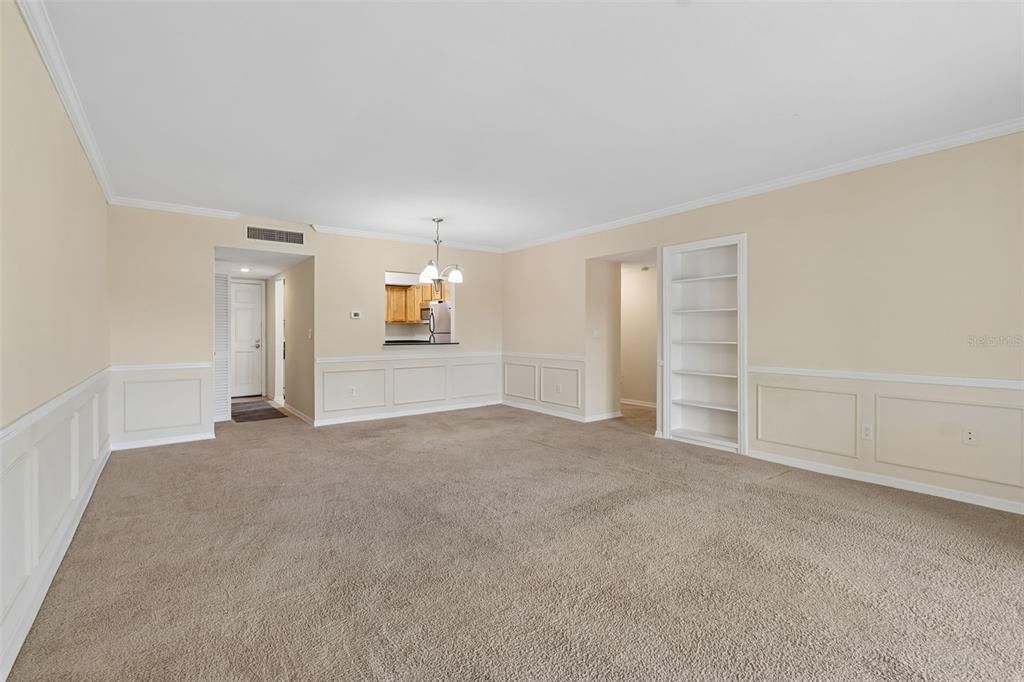 For Sale: $249,000 (2 beds, 2 baths, 1156 Square Feet)