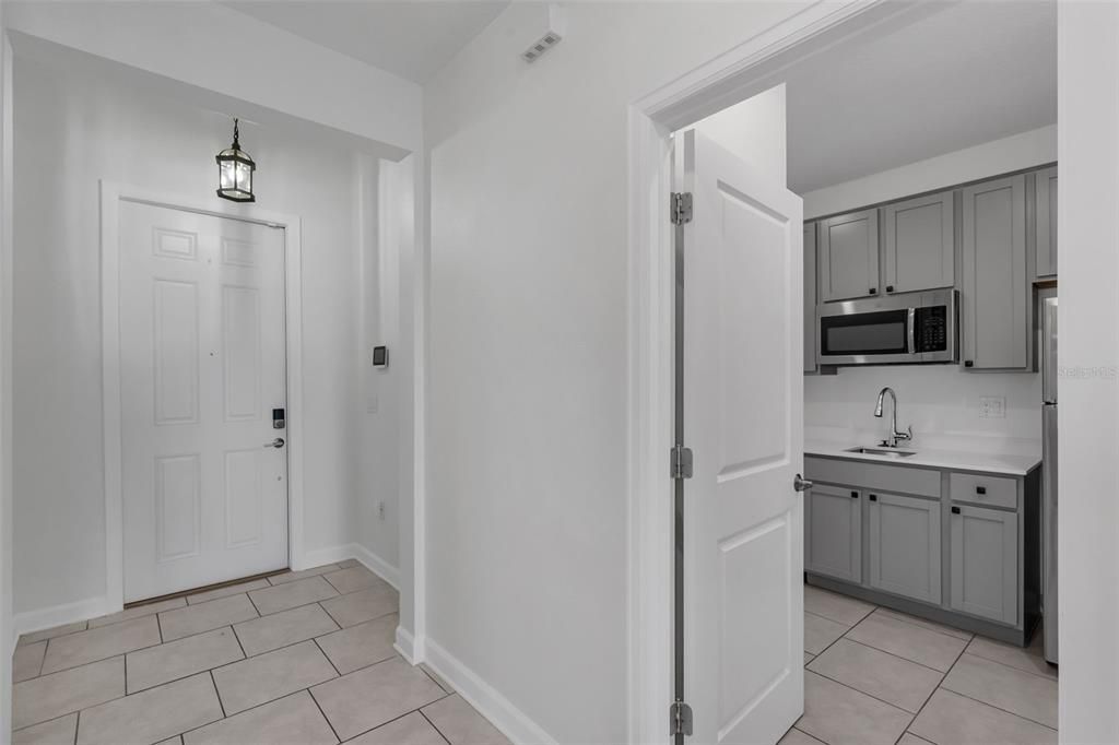 For Sale: $375,000 (4 beds, 3 baths, 2109 Square Feet)