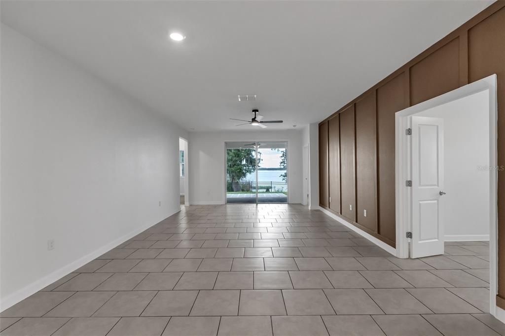 For Sale: $375,000 (4 beds, 3 baths, 2109 Square Feet)