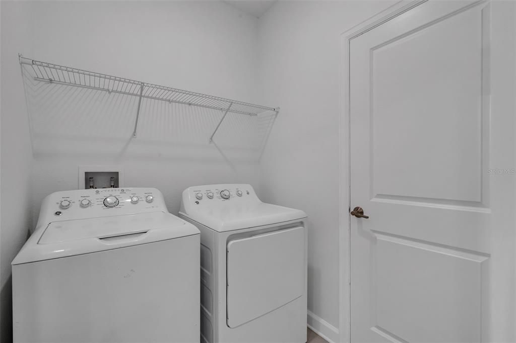 For Sale: $375,000 (4 beds, 3 baths, 2109 Square Feet)