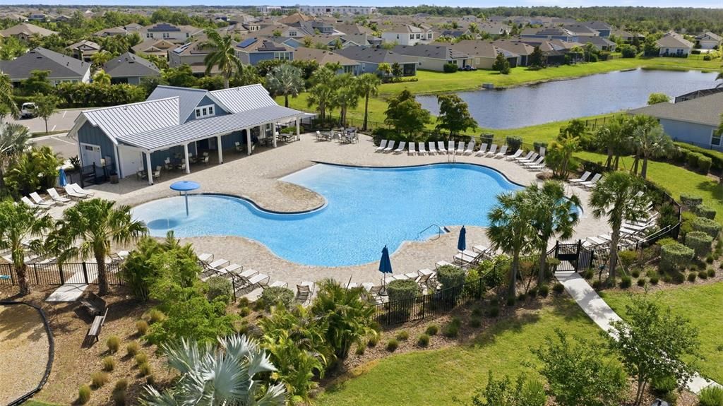 En Venta: $559,900 (4 camas, 3 baños, 2494 Pies cuadrados)