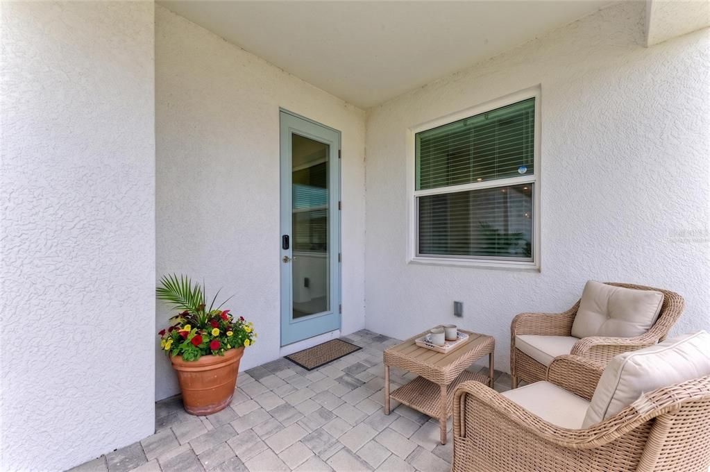 For Sale: $499,000 (3 beds, 2 baths, 1743 Square Feet)