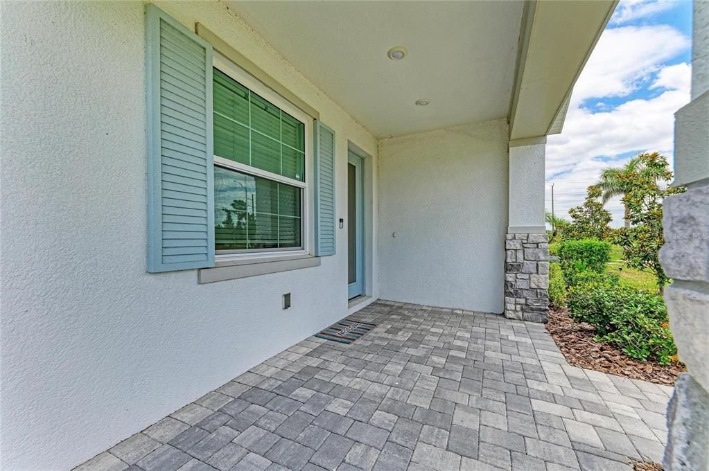 For Sale: $499,000 (3 beds, 2 baths, 1743 Square Feet)