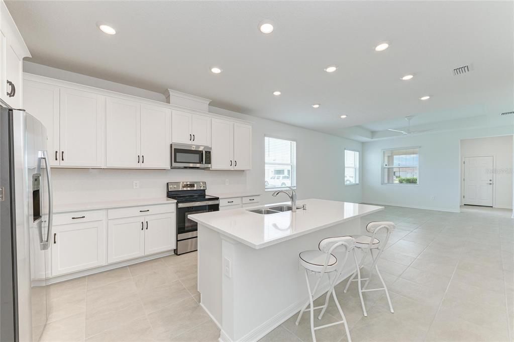 For Sale: $499,000 (3 beds, 2 baths, 1743 Square Feet)