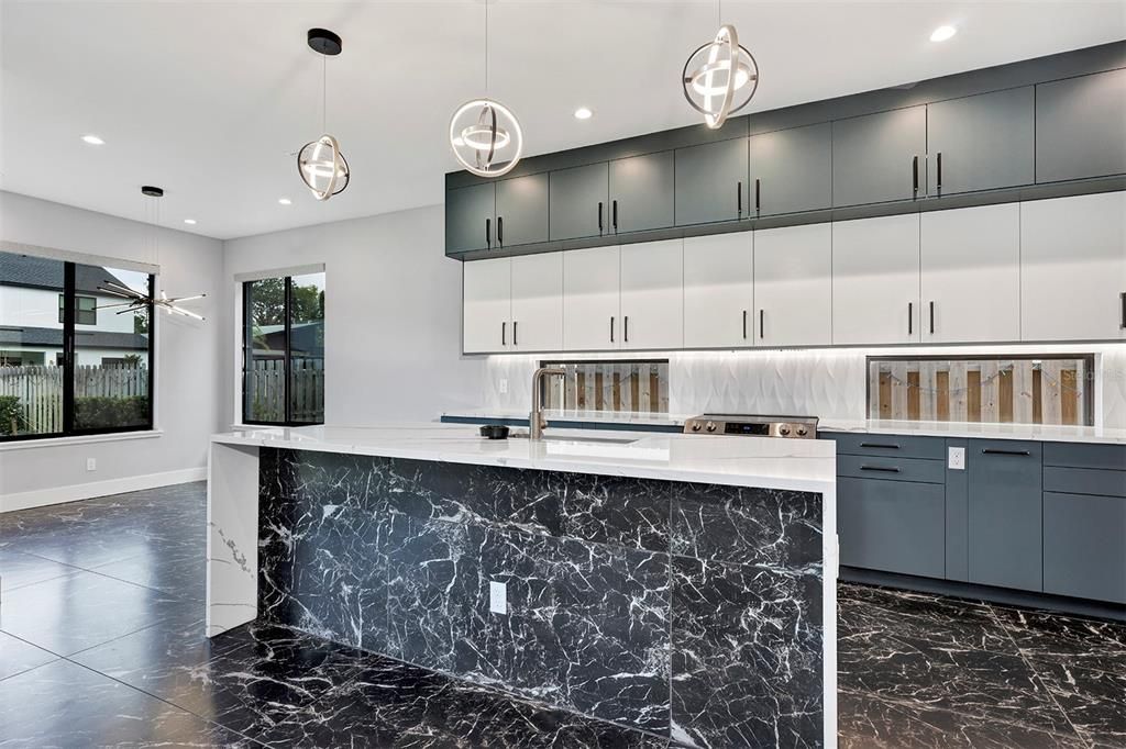 For Sale: $899,000 (5 beds, 2 baths, 2858 Square Feet)