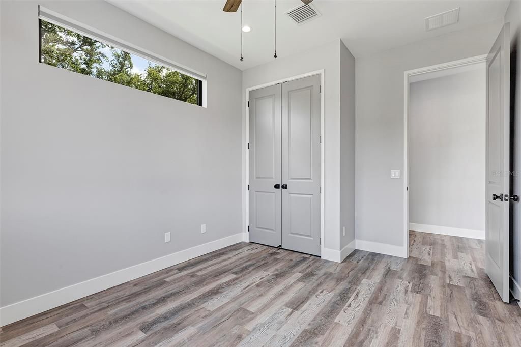 For Sale: $899,000 (5 beds, 2 baths, 2858 Square Feet)