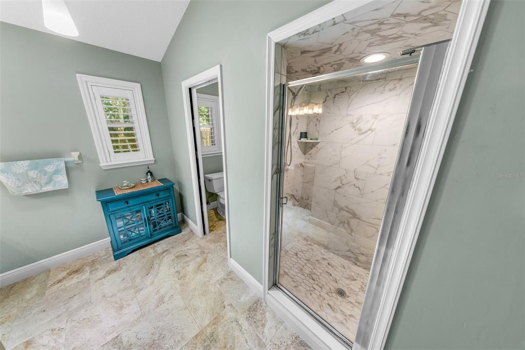 For Sale: $799,900 (3 beds, 2 baths, 2285 Square Feet)