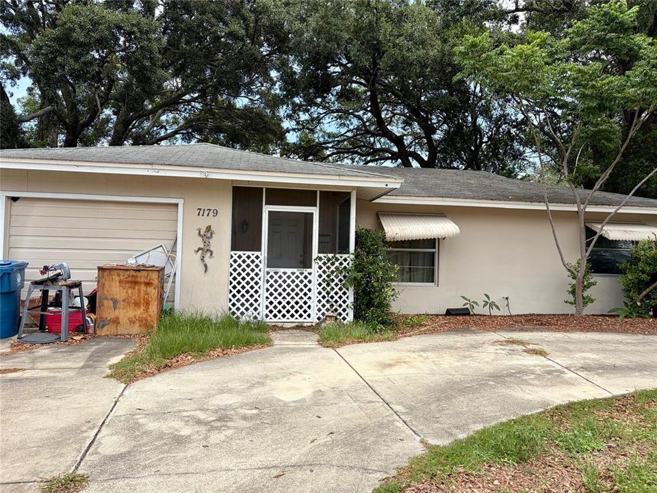 For Sale: $239,500 (2 beds, 2 baths, 1136 Square Feet)