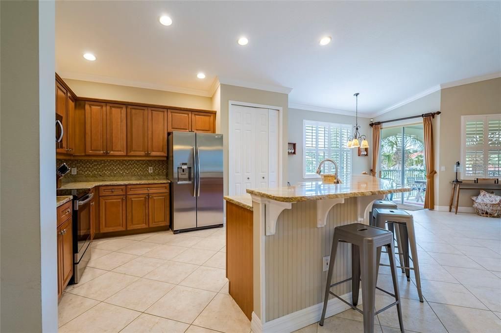 For Sale: $449,900 (3 beds, 2 baths, 2434 Square Feet)