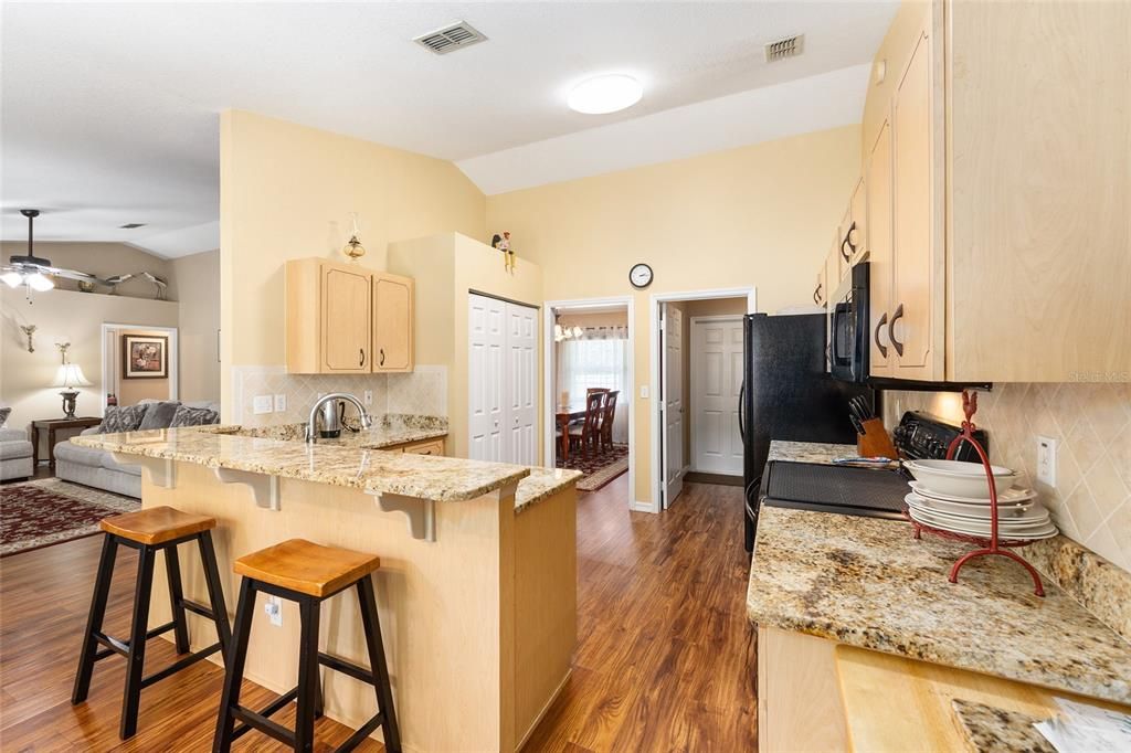 En Venta: $374,900 (3 camas, 2 baños, 1835 Pies cuadrados)
