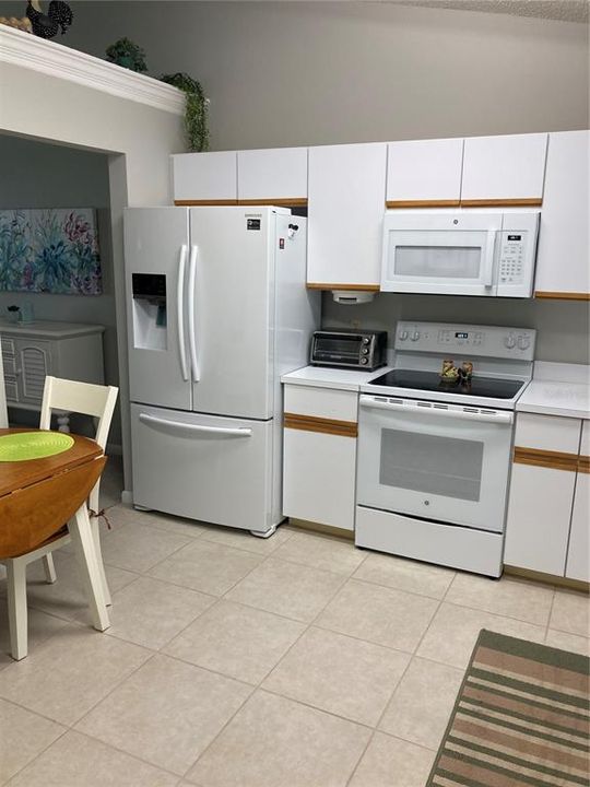 В аренду: $1,800 (2 спален, 2 ванн, 1360 Квадратных фут)