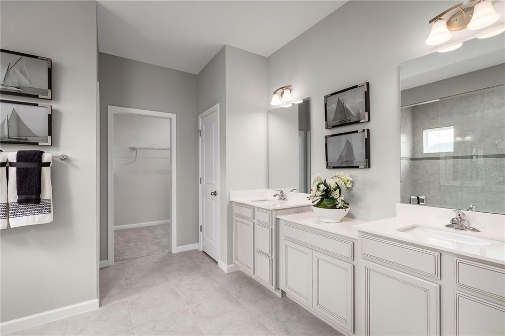 For Sale: $384,990 (4 beds, 3 baths, 2551 Square Feet)