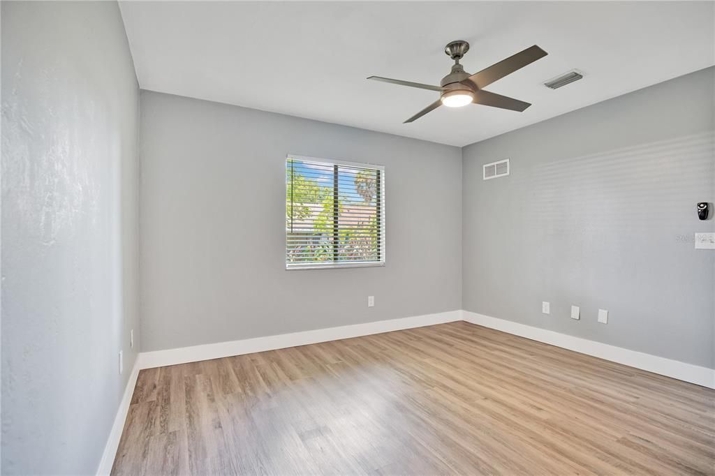 For Sale: $259,000 (3 beds, 2 baths, 1534 Square Feet)