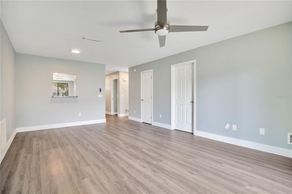 For Sale: $259,000 (3 beds, 2 baths, 1534 Square Feet)