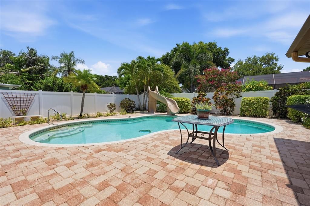 For Sale: $675,000 (4 beds, 2 baths, 2153 Square Feet)