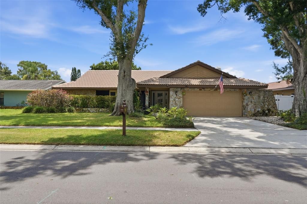For Sale: $675,000 (4 beds, 2 baths, 2153 Square Feet)