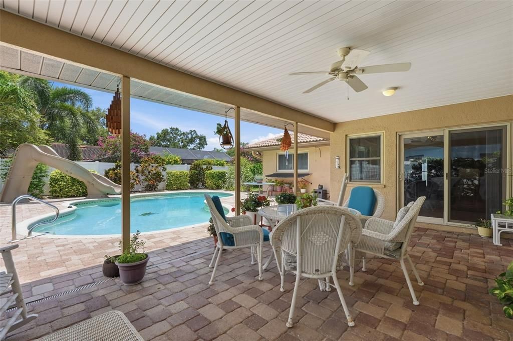 For Sale: $675,000 (4 beds, 2 baths, 2153 Square Feet)