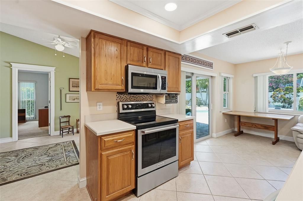 For Sale: $675,000 (4 beds, 2 baths, 2153 Square Feet)