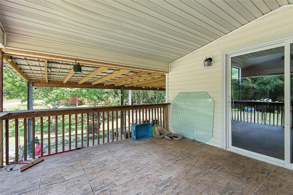 For Sale: $275,000 (3 beds, 2 baths, 2172 Square Feet)