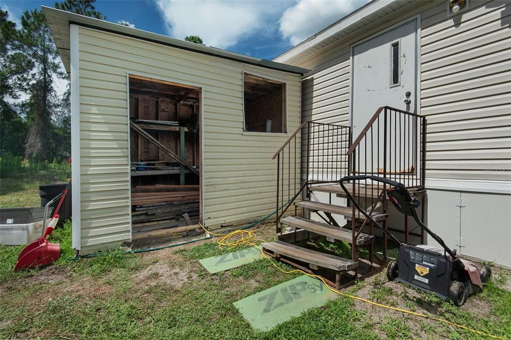 For Sale: $275,000 (3 beds, 2 baths, 2172 Square Feet)