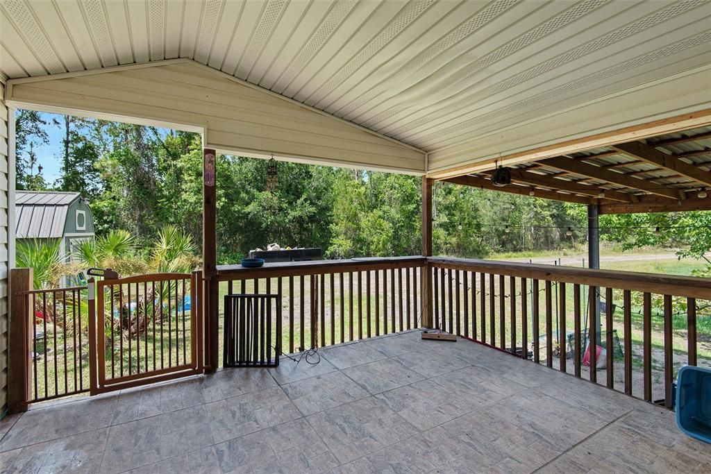 For Sale: $275,000 (3 beds, 2 baths, 2172 Square Feet)