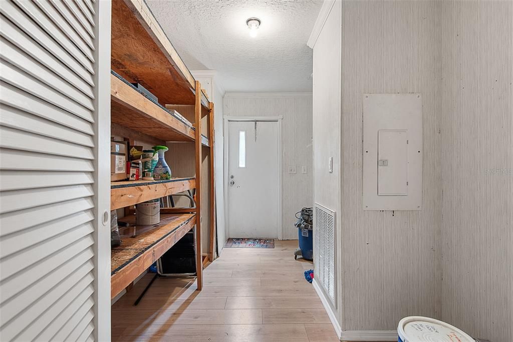 For Sale: $275,000 (3 beds, 2 baths, 2172 Square Feet)