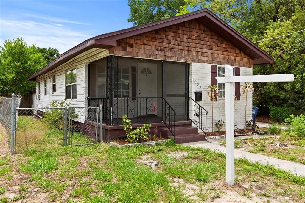В аренду: $1,800 (3 спален, 1 ванн, 870 Квадратных фут)