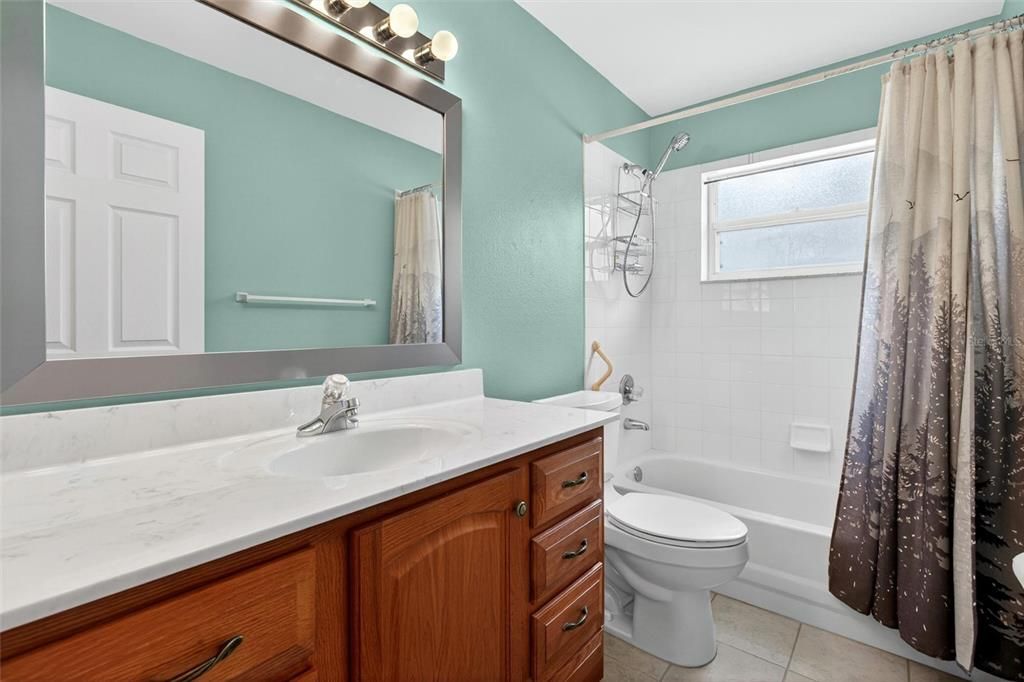 For Sale: $314,900 (2 beds, 2 baths, 1282 Square Feet)