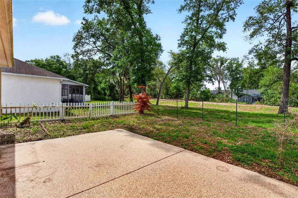 For Sale: $314,900 (2 beds, 2 baths, 1282 Square Feet)