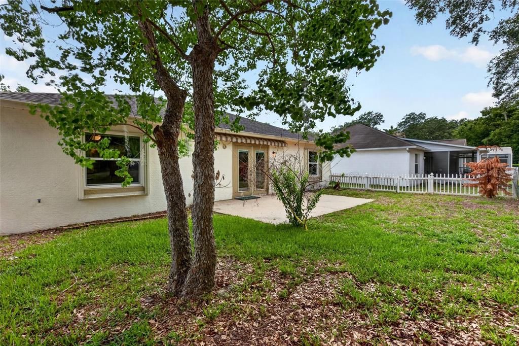 For Sale: $314,900 (2 beds, 2 baths, 1282 Square Feet)