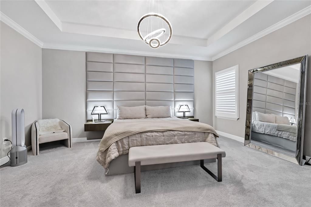 For Sale: $485,000 (5 beds, 3 baths, 2472 Square Feet)
