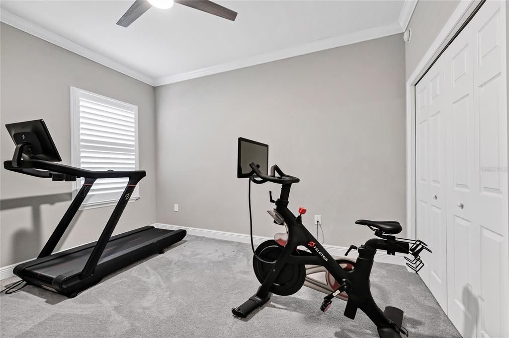 For Sale: $485,000 (5 beds, 3 baths, 2472 Square Feet)