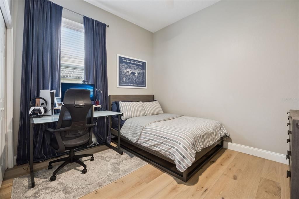 Activo con contrato: $995,000 (4 camas, 3 baños, 2741 Pies cuadrados)