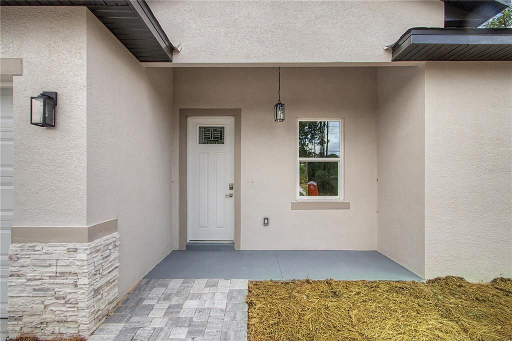 For Sale: $294,900 (4 beds, 2 baths, 1859 Square Feet)